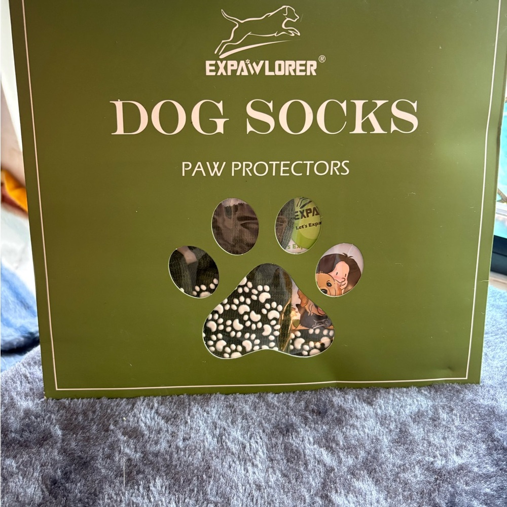 Green Dog Socks — Non-Slip Paw Protectors